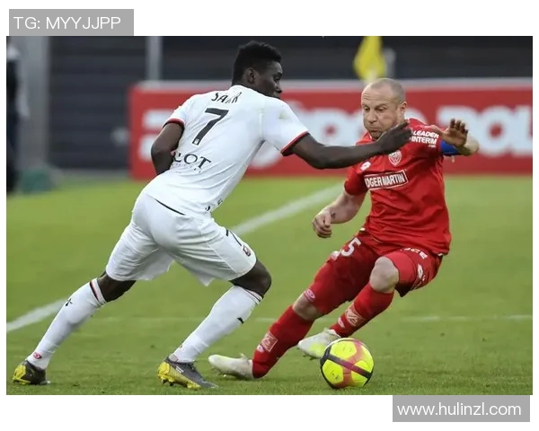 勒阿弗尔迎战奥尔良争夺法乙联赛关键三分之战